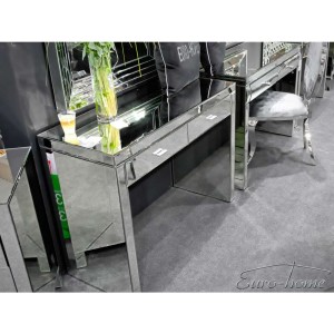 EUH - LW 653 konzolasztal